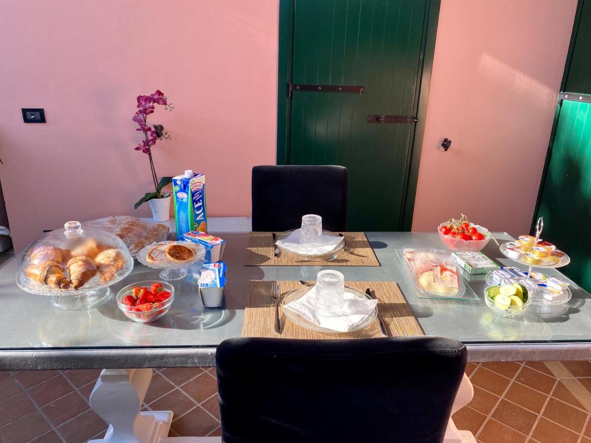 B&B Garda 4U Desenzano del Garda Buitenkant foto