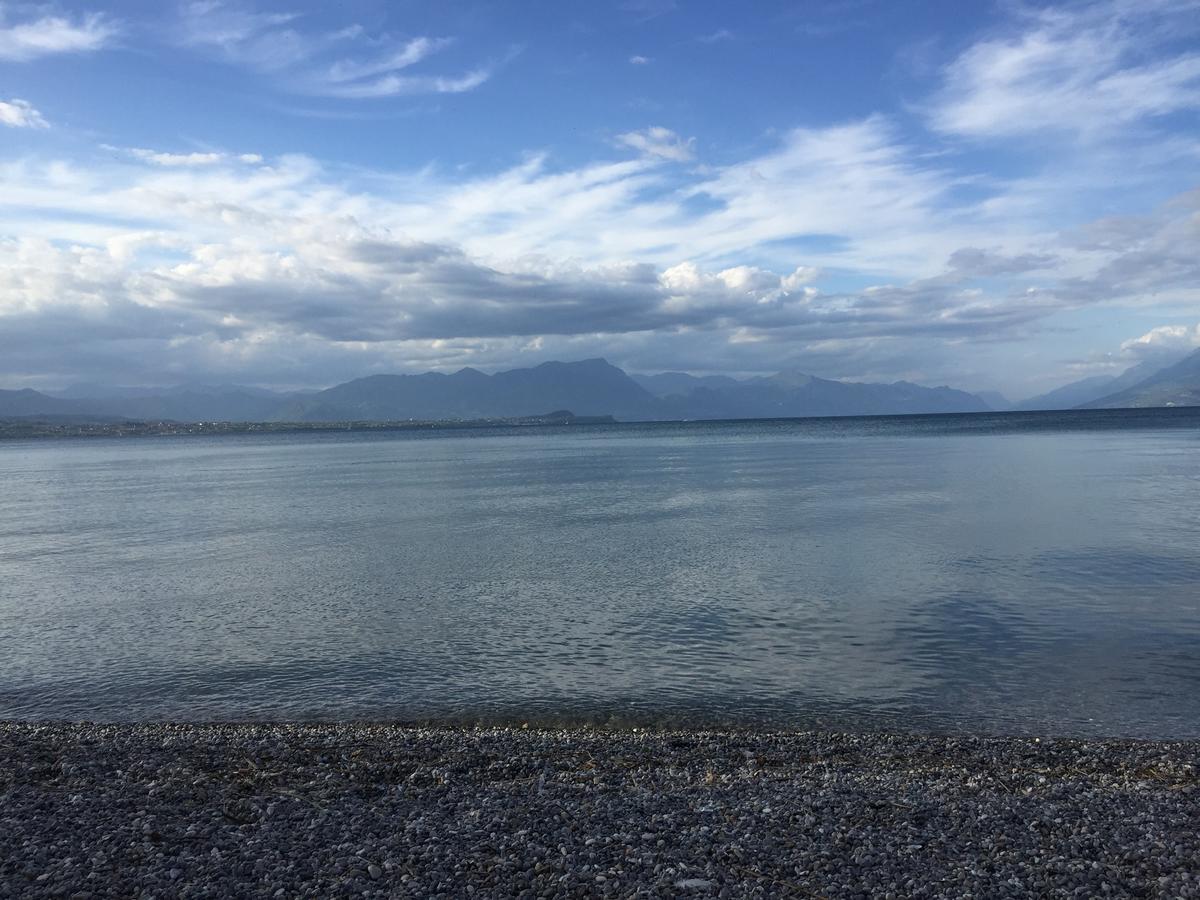 B&B Garda 4U Desenzano del Garda Buitenkant foto