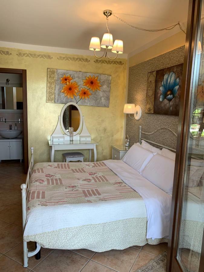 B&B Garda 4U Desenzano del Garda Buitenkant foto